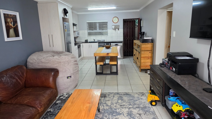 2 Bedroom Property for Sale in Island View Western Cape